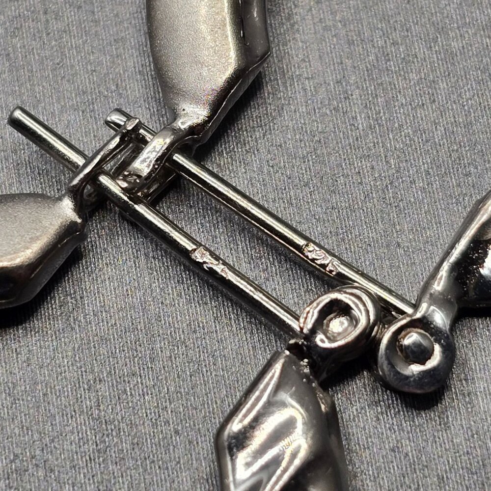 Sterling Silver 925 Hoop Earrings 1.25" Textured Ribbed Hinged Closure 6.38g - Picture 2 of 5